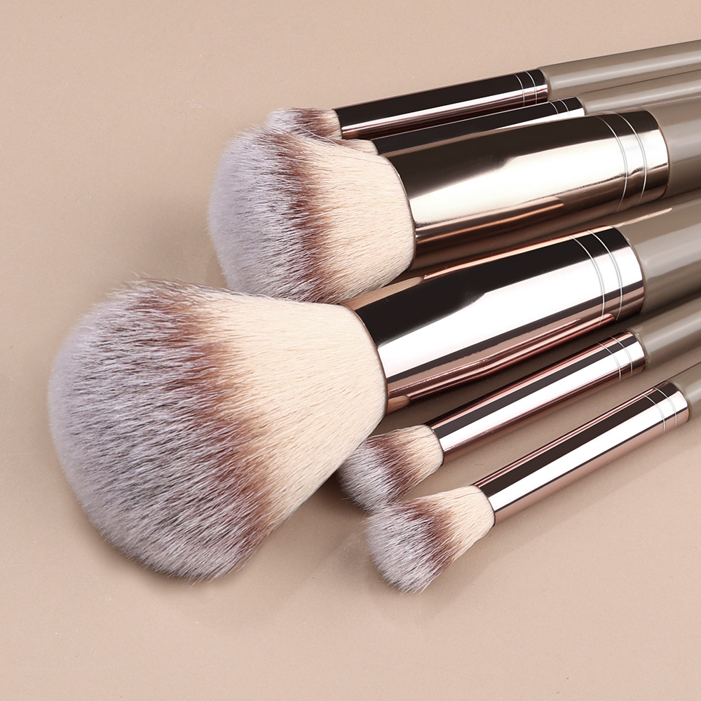 ชุดแปรงแต่งหน้าแบบมืออาชีพ 1-2 - Beauty Makeup Gift Sets บทวิจารณ์และราคา